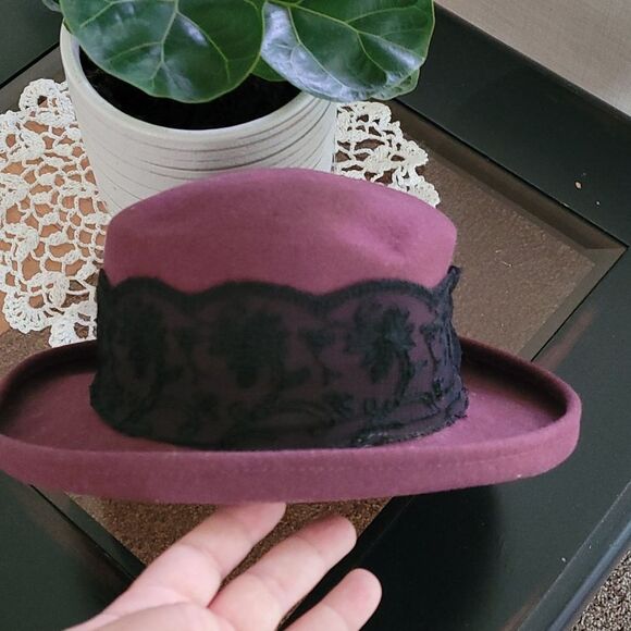 Wool hat - Picture 2 of 5